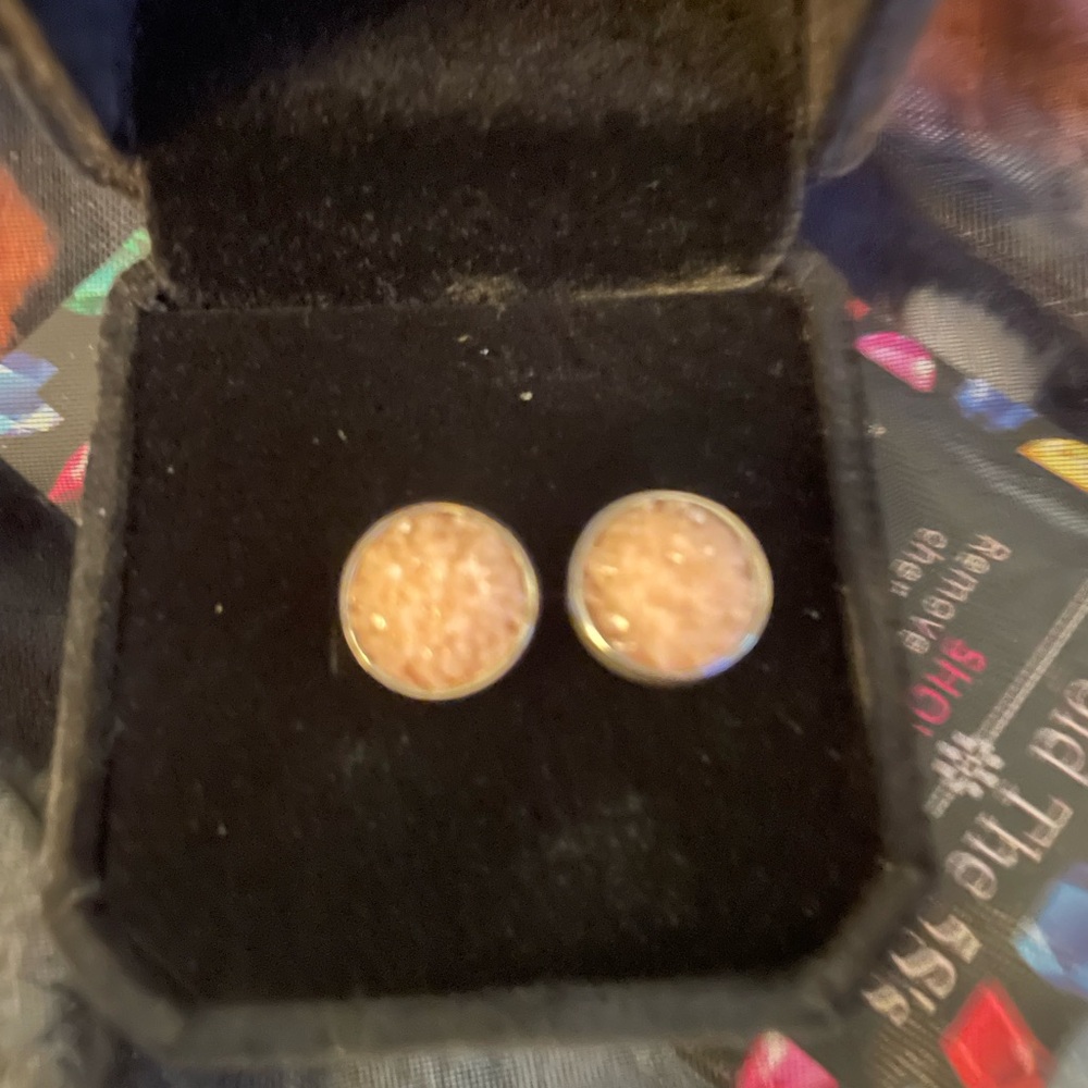 Elegant Pink Stud Earrings